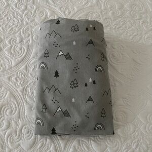 KeaDreams Sweet Dreams Cotton Mountain Forest Crib Sheet